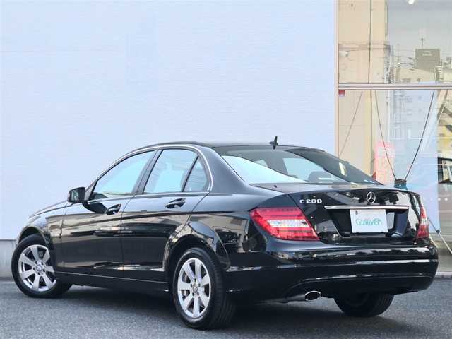 メルセデス・ベンツ Ｃ２００ ブルーエフィシェンシー 愛知県 2012(平24)年 6.6万km オブシディアンブラック /禁煙車/ワンオーナー車//純正HDDナビ・フルセグTV//パーキングアシストリアビューカメラ/CD・DVD・Bluetooth・SD・AM・FM/COMANDコントローラー/音声認識機能//アダプティブブレーキ（ホールド機能・ヒルスタートアシスト）//クルーズコントロール//可変スピードリミッター//アテンションアシスト//前席パワーシート //純正16インチアルミホイール//リモートトランクリリース//エレクトロニックスタビリティプログラム//レインセンサー//オートライト//フロントフォグランプ//リアフォグランプ//ETC//ドラレコ//スペアキー1本//純正フロアマット//取扱説明書//COMANDシステム説明書//保証書