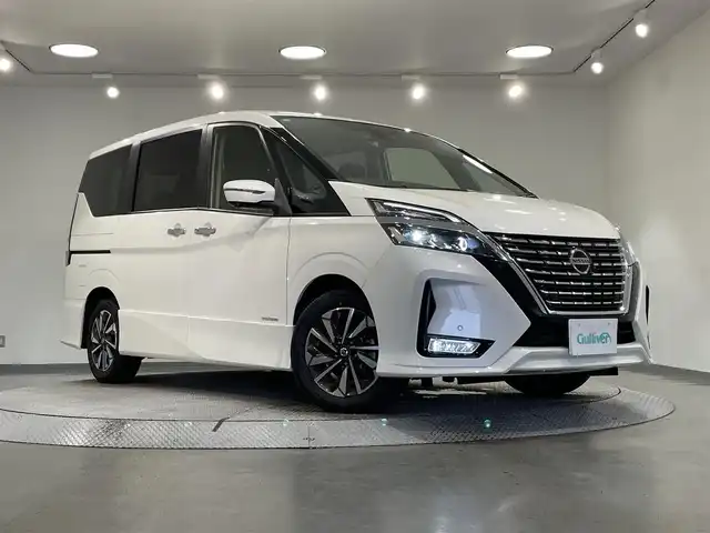 日産 セレナ ハイウェイスター V 愛知県 2020(令2)年 3.5万km ブリリアントホワイトパール 純正10インチナビ/（Bluetooth、フルセグTV、CD/DVD/Blu-ray/ミュージックストッカー、FM、AM）/純正フリップダウンモニター/両側電動スライドドア/アラウンドビューモニター/衝突軽減ブレーキ/クルーズコントロール/ブラインドスポットモニター/純正ビルトインETC/純正ドライブレコーダー/コーナーセンサー/保証書/取扱説明書/スペアキー1本