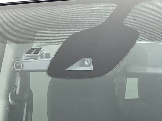 日産 セレナ ハイウェイスター V 愛知県 2020(令2)年 3.5万km ブリリアントホワイトパール 純正10インチナビ/（Bluetooth、フルセグTV、CD/DVD/Blu-ray/ミュージックストッカー、FM、AM）/純正フリップダウンモニター/両側電動スライドドア/アラウンドビューモニター/衝突軽減ブレーキ/クルーズコントロール/ブラインドスポットモニター/純正ビルトインETC/純正ドライブレコーダー/コーナーセンサー/保証書/取扱説明書/スペアキー1本