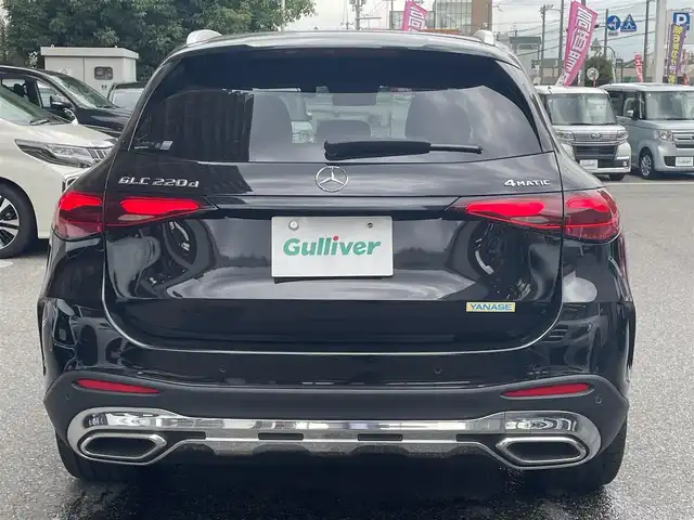 メルセデス・ベンツ Ｍ・ベンツ ＧＬＣ２２０ d 4マチック ドライバーズPKG 大阪府 2023(令5)年 3.4万km オブシディアンブラック AMGレザーエクスクルーシブパッケージ/・Burmester3Dサウンドシステム/・AMGラインエクステリア/・全席シートヒーター/・スポーティエンジンサウンド/・本革シート/・11.9インチMBUX　ARナビ・フルセグ・Bluetooth/・ヘッドアップディスプレイ /・ブラックオープンボアウッドインテリアトリム/・本革巻ステアリング/ドライバーズパッケージ/・リアアクスルステアリング/・AIR MATICサスペンション/パノラミックスライディングルーフ/レーダーセーフティパッケージ/・アクティブディスタンスアシスト/・自動再発進機能/・アクティブレーンアシスト/・全方位カメラ/・アクティブハイビーム/・トラフィックアシスト/・アクティブパーキングアシスト/AMG20インチAW/ワンオーナー/純正360°ドライブレコーダー/電動リアゲート/4WD/コーナーセンサー/横滑り防止装置