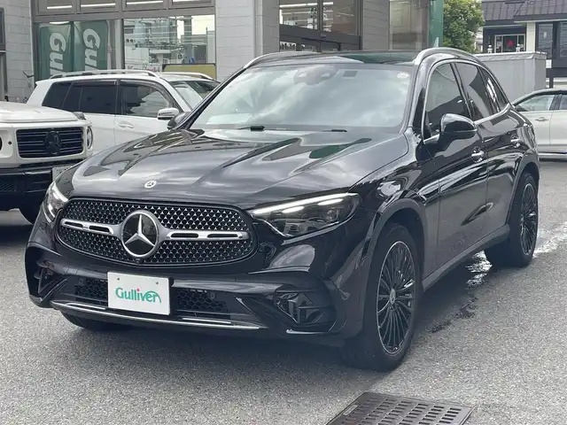 メルセデス・ベンツ Ｍ・ベンツ ＧＬＣ２２０ d 4マチック ドライバーズPKG 大阪府 2023(令5)年 3.4万km オブシディアンブラック AMGレザーエクスクルーシブパッケージ/・Burmester3Dサウンドシステム/・AMGラインエクステリア/・全席シートヒーター/・スポーティエンジンサウンド/・本革シート/・11.9インチMBUX　ARナビ・フルセグ・Bluetooth/・ヘッドアップディスプレイ /・ブラックオープンボアウッドインテリアトリム/・本革巻ステアリング/ドライバーズパッケージ/・リアアクスルステアリング/・AIR MATICサスペンション/パノラミックスライディングルーフ/レーダーセーフティパッケージ/・アクティブディスタンスアシスト/・自動再発進機能/・アクティブレーンアシスト/・全方位カメラ/・アクティブハイビーム/・トラフィックアシスト/・アクティブパーキングアシスト/AMG20インチAW/ワンオーナー/純正360°ドライブレコーダー/電動リアゲート/4WD/コーナーセンサー/横滑り防止装置