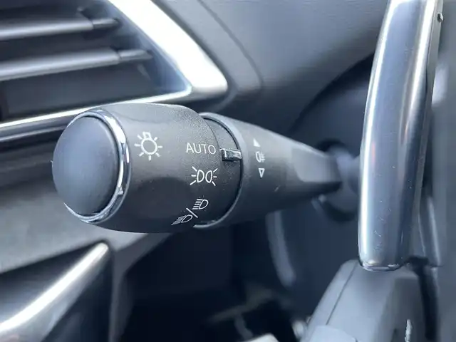 プジョー ３００８ GT ハイブリッド4 宮崎県 2021(令3)年 2.2万km 黒 ４WD/ハーフレザーシート/・D席パワーシート/・D席シートヒーター/アクティブクルーズコントロール/・レーンキープ/純正メモリナビゲーション/・フルセグテレビ /・USB/・Bluetooth/・AppleCarPlay/・置くだけ充電/バックカメラ/社外前後ドライブレコーダー/ETC/純正18アルミホイール/プッシュスタート/LEDヘッドライト/・オートライト/・オートハイビーム