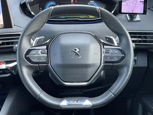 プジョー ３００８ GT ハイブリッド4 宮崎県 2021(令3)年 2.2万km 黒 ４WD/ハーフレザーシート/・D席パワーシート/・D席シートヒーター/アクティブクルーズコントロール/・レーンキープ/純正メモリナビゲーション/・フルセグテレビ /・USB/・Bluetooth/・AppleCarPlay/・置くだけ充電/バックカメラ/社外前後ドライブレコーダー/ETC/純正18アルミホイール/プッシュスタート/LEDヘッドライト/・オートライト/・オートハイビーム