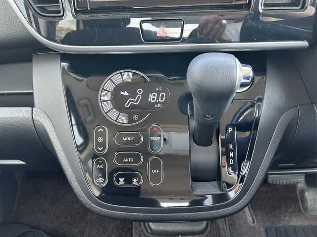 日産 デイズ ルークス ハイウェイスター Gターボ 奈良県 2018(平30)年 4.8万km ホワイトパール 純正ナビ/フルセグTV/DVD/CD/BT/バックカメラ/全方位カメラ/ETC/両側パワスラ/ドライブレコーダー/クルーズコントロール/純正アルミホイール/衝突軽減ブレーキ/レーンキープアシスト