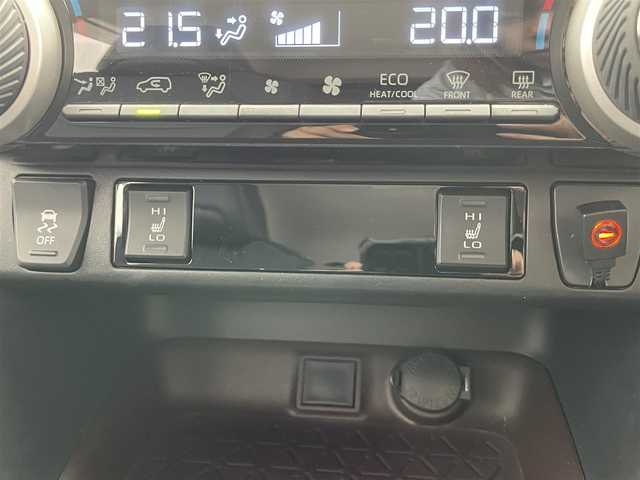 トヨタ ＲＡＶ４ ハイブリッドG 愛知県 2019(令1)年 7.8万km ホワイトパールクリスタルシャイン 純９型ＤＡ　フルセグＴＶ　モデリスタエアロ　ＤＶＤ再生　Ｂｌｕｅｔｏｏｔｈ　バックカメラ　シートヒーター　純正ドラレコ　ＥＴＣ　メモリーシート　パワーバックドア　追従クルコン　ＢＳＭ　衝突軽減　禁煙車