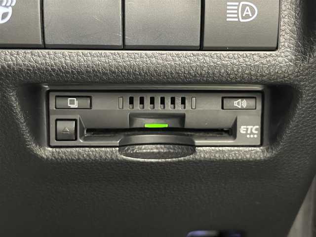 トヨタ ＲＡＶ４ ハイブリッドG 愛知県 2019(令1)年 7.8万km ホワイトパールクリスタルシャイン 純９型ＤＡ　フルセグＴＶ　モデリスタエアロ　ＤＶＤ再生　Ｂｌｕｅｔｏｏｔｈ　バックカメラ　シートヒーター　純正ドラレコ　ＥＴＣ　メモリーシート　パワーバックドア　追従クルコン　ＢＳＭ　衝突軽減　禁煙車