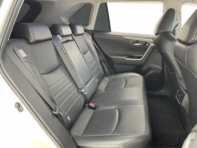 トヨタ ＲＡＶ４ ハイブリッドG 愛知県 2019(令1)年 7.8万km ホワイトパールクリスタルシャイン 純９型ＤＡ　フルセグＴＶ　モデリスタエアロ　ＤＶＤ再生　Ｂｌｕｅｔｏｏｔｈ　バックカメラ　シートヒーター　純正ドラレコ　ＥＴＣ　メモリーシート　パワーバックドア　追従クルコン　ＢＳＭ　衝突軽減　禁煙車