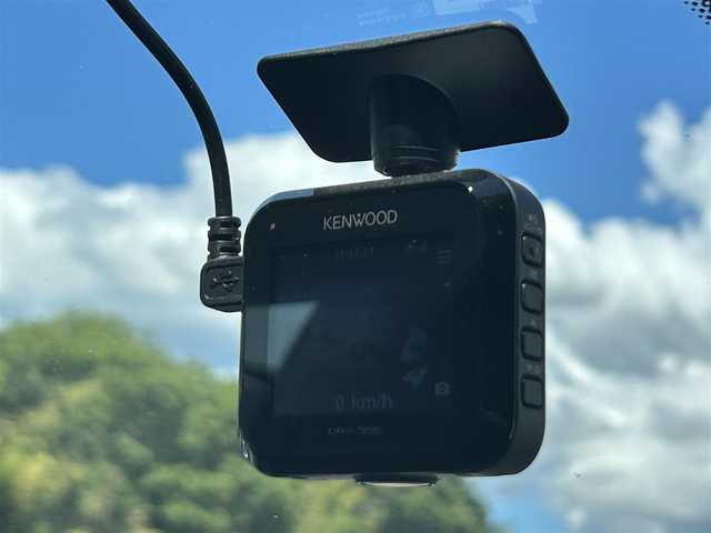 マツダ マツダ３セダン 20S Lパッケージ 奈良県 2019(令1)年 1.6万km ソウルレッドクリスタルM 純正ナビ(フルセグTV/CD/DVD/AM・FM/BT/USB/HDMI)/アラウンドビューモニター/ETC/ステアリングヒーター/運転席パワーシート/前席シートヒーター/i-ACTIVSENSE/クルーズコントロール/SBS(スマートブレーキサポート)/BSM(ブラインドスポットモニター)/クルーズコントロール/オートブレーキホールド/純正18インチアルミホイール/純正フロアマット