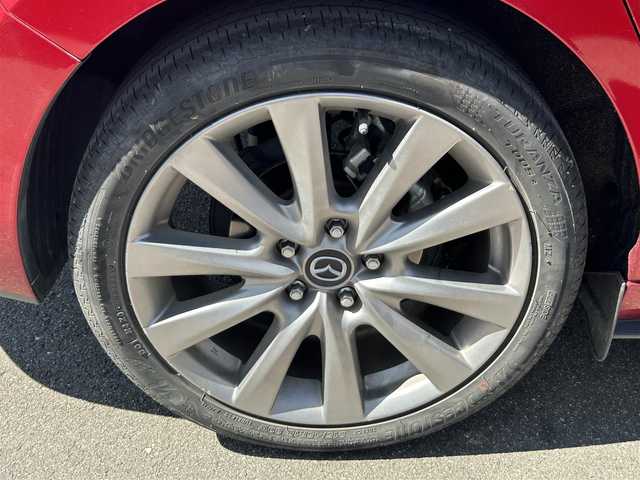 マツダ マツダ３セダン 20S Lパッケージ 奈良県 2019(令1)年 1.6万km ソウルレッドクリスタルM 純正ナビ(フルセグTV/CD/DVD/AM・FM/BT/USB/HDMI)/アラウンドビューモニター/ETC/ステアリングヒーター/運転席パワーシート/前席シートヒーター/i-ACTIVSENSE/クルーズコントロール/SBS(スマートブレーキサポート)/BSM(ブラインドスポットモニター)/クルーズコントロール/オートブレーキホールド/純正18インチアルミホイール/純正フロアマット