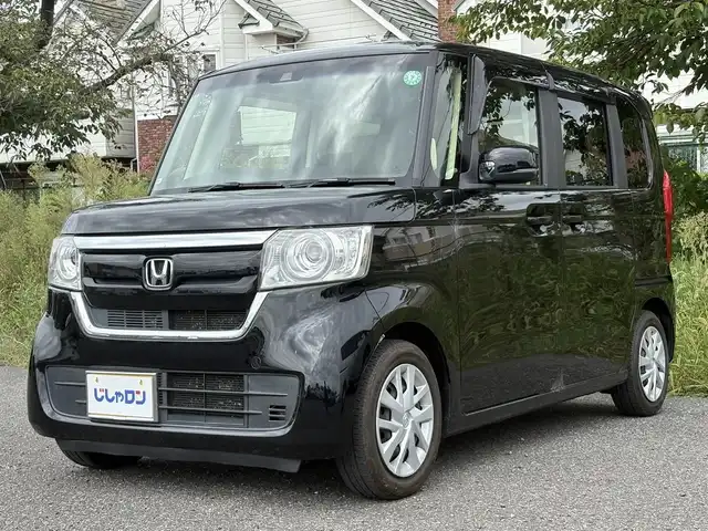 ホンダ Ｎ ＢＯＸ G L ホンダセンシング 埼玉県 2017(平29)年 10.9万km クリスタルブラックパール (株)IDOMが運営する【じしゃロン鳩ヶ谷店】の自社ローン専用車両になりますこちらは現金またはオートローンご利用時の価格です。自社ローンご希望の方は別途その旨お申付け下さい/登録時108192km/左側パワースライドドア/社外SDナビ（Strada CN-RE04D）/　・AM/FM/CD/DVD/MSV(SD)/BT/フルセグTV/バックカメラ/USBポートx2/ビルトインETC/プッシュスタート/スマートキーx2/ホンダセンシング/　・衝突軽減ブレーキ（CMBS）/　・誤発進抑制機能/　・歩行者事故低減ステアリング/　・ACC（アダプティブクルーズコントロール）/　・LKAS（車線維持支援システム）/　・路外逸脱抑制機能/ステアリングリモコン/LEDヘッドライト/　・オートライト/後席ロールサンシェード/ドアバイザー/純正フロアマット