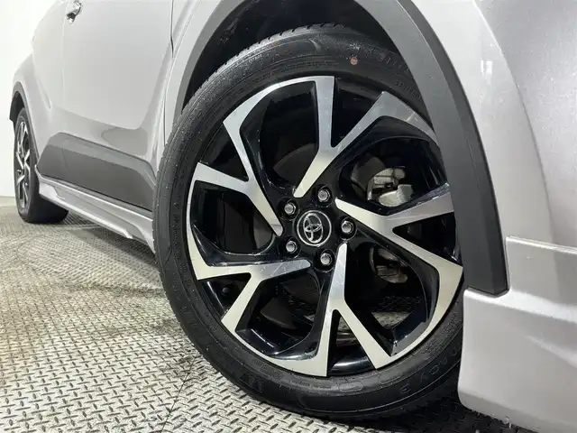 トヨタ Ｃ－ＨＲ G LEDエディション 大阪府 2018(平30)年 5.1万km メタルストリームM モデリスタエアロ 純正9incナビTV バックカメラ レーダーC 衝突軽減ブレーキ レーンアシスト ブラインドSM ハーフレザー シートヒーター スマートキー プッシュスタート クリアランスソナー LEDヘッドライト ETC
