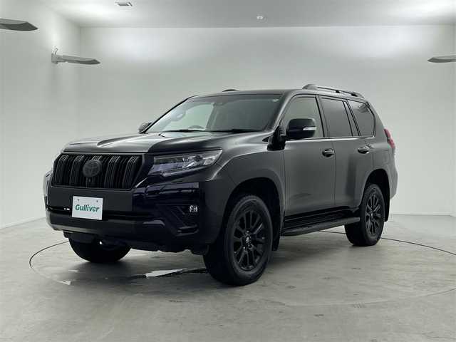 トヨタ ランドクルーザー プラド TX Lパッケージ マットブラED 福井県 2023(令5)年 3.6万km ブラック セーフティセンス/・プリクラッシュセーフティ/・レーンディパーチャーアラート/・ダプティブハイビームシステム/・レーダークルーズコントロール/・オートマチックハイビーム/・ブラインドスポットモニター/サンルーフ/純正メーカーOPナビ/全方位カメラ/LEDオートライト/黒レザーシート/シートヒーター/エアシート/パワーシート/スマートキー/ビルトインETC2.0