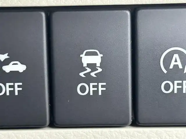 スズキ ラパン モード 岡山県 2019(令1)年 6.3万km ノクターンブルーパール/ホワイト 2トーンルーフ プッシュスタート/パワーステアリング/パワーウィンドウ/スマートキー/ビルトインETC/バックカメラ/8インチナビ/純正フロアマット/シートヒーター/横滑り防止装置/オートライト/純正キセノンヘッドライト/衝突被害軽減システム