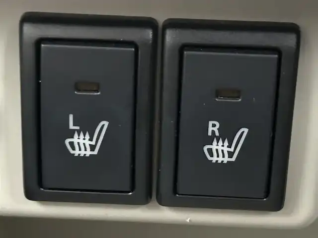 スズキ ラパン モード 岡山県 2019(令1)年 6.3万km ノクターンブルーパール/ホワイト 2トーンルーフ プッシュスタート/パワーステアリング/パワーウィンドウ/スマートキー/ビルトインETC/バックカメラ/8インチナビ/純正フロアマット/シートヒーター/横滑り防止装置/オートライト/純正キセノンヘッドライト/衝突被害軽減システム