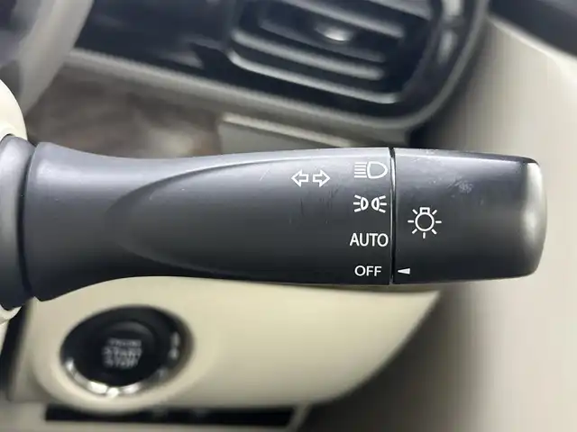 スズキ ラパン モード 岡山県 2019(令1)年 6.3万km ノクターンブルーパール/ホワイト 2トーンルーフ プッシュスタート/パワーステアリング/パワーウィンドウ/スマートキー/ビルトインETC/バックカメラ/8インチナビ/純正フロアマット/シートヒーター/横滑り防止装置/オートライト/純正キセノンヘッドライト/衝突被害軽減システム