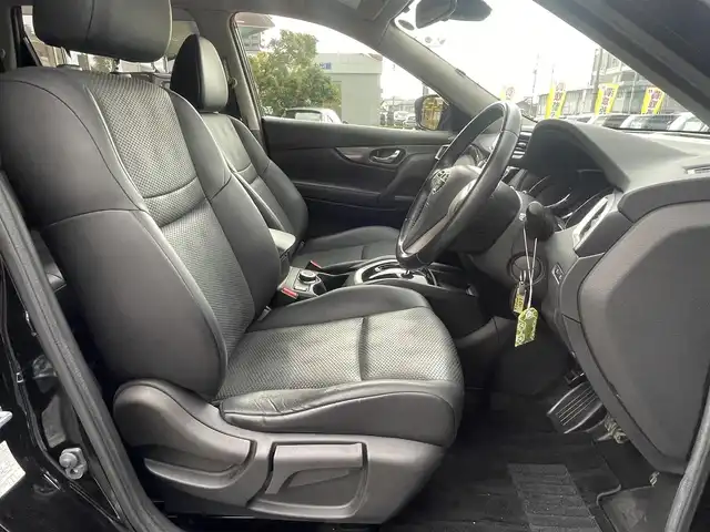 日産 エクストレイル 20X エマージェンシーブレーキ 島根県 2015(平27)年 15.6万km ダイヤモンドブラック ワンオーナー　/純正８型SDナビ　/フルセグTV　/DVD再生　/Bluetooth接続　/バックカメラ　/ビルトインETC　/アイドリングストップ/衝突軽減ブレーキ　/前後コーナーセンサー　/前席シートヒーター　/スマートキー　/純正LEDヘッドライト　/純正１７インチアルミホイール/純正フロアマット/保証書・取扱説明書（本体＋ナビ）