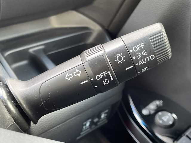 ホンダ Ｎ ＢＯＸ カスタム L スタイル+ブラック 山口県 2024(令6)年 1.3万km プラチナホワイトパール ワンオーナー/純正9インチナビ/DVD/CD/SD/MSV/BT/フルセグTV/バックカメラ/両側パワースライドドア/純正LEDヘッドライト/純正フォグランプ/オートライト/ヘッドライトレベライザー/純正14インチアルミホイール/革巻きステアリング/ステアリングスイッチ/クルーズコントロール/前席シートヒーター/衝突被害軽減ブレーキ/LKA/横滑り防止/コーナーセンサー/オートパーキングホールド/スマートキー×２/ドラレコ/純正ゴムフロアマット/ETC/電動格納ウインカードアミラー