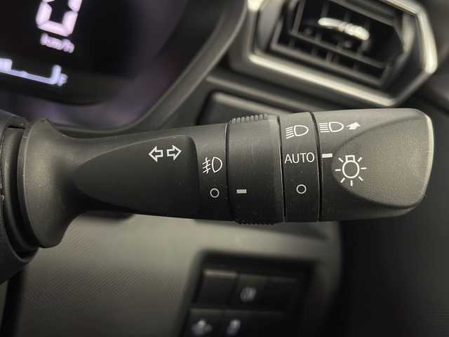 ダイハツ ロッキー G 栃木県 2020(令2)年 4.7万km レーザーブルークリスタルシャイン スマートアシスト/・衝突軽減ブレーキ/・レーンキープアシスト/・先行車発進お知らせ機能/・標識認識機能/・アダブティブクルーズコントロール/・前後踏み間違い防止システム/・オートハイビーム/社外ナビ/　フルセグ/ＢＴ/ＵＳＢ/FM/AM/バックカメラ/オートLEDヘッドライト/シーケンシャルウィンカー　/フォグランプ/前後ドライブレコーダー/ＥＴＣ/前席シートヒーター/前後クリアランスソナー/アイドリングストップ/ステアリングスイッチ/純正17インチAW/スマートキー/プッシュスタート/スペアキー1本/取扱説明書