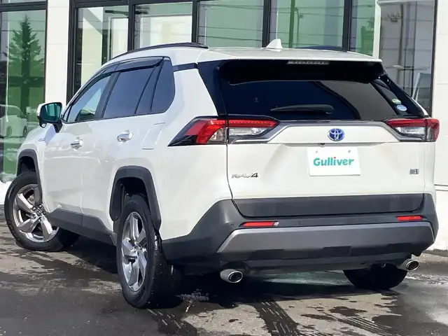 トヨタ ＲＡＶ４ ハイブリッドG 道南・函館 2020(令2)年 5.8万km ホワイトパールクリスタルシャイン /社外メモリナビ//フルセグTV//バックカメラ//ドライブレコーダー//ETC//デジタルインナーミラー//パワーバックドア//置くだけ充電//運転席パワーシート//前席シートヒーター//プリクラッシュセーフティ//レーダークルーズコントロール//レーンディパーチャーアラート//ブラインドスポットモニター//オートマチックハイビーム//クリアランスソナー//LEDヘッドライト//オートライト//スマートキー//エンジンプッシュスタート