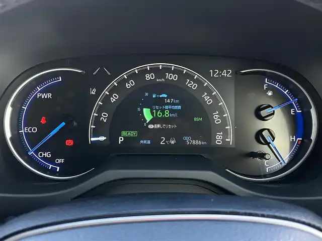 トヨタ ＲＡＶ４ ハイブリッドG 道南・函館 2020(令2)年 5.8万km ホワイトパールクリスタルシャイン /社外メモリナビ//フルセグTV//バックカメラ//ドライブレコーダー//ETC//デジタルインナーミラー//パワーバックドア//置くだけ充電//運転席パワーシート//前席シートヒーター//プリクラッシュセーフティ//レーダークルーズコントロール//レーンディパーチャーアラート//ブラインドスポットモニター//オートマチックハイビーム//クリアランスソナー//LEDヘッドライト//オートライト//スマートキー//エンジンプッシュスタート