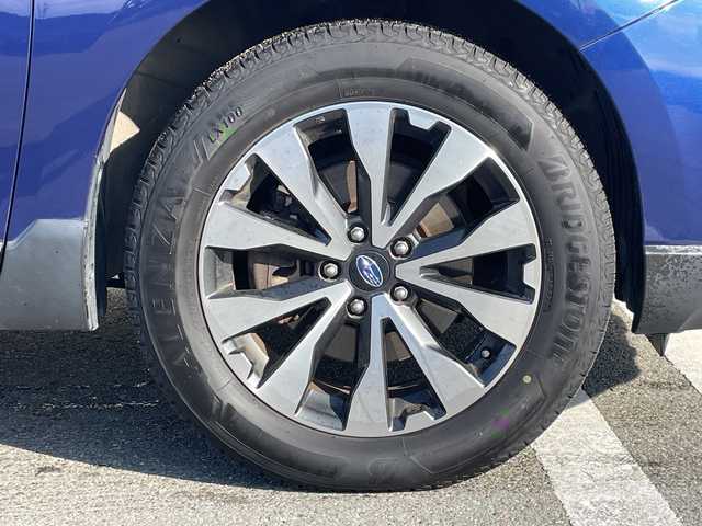 スバル アウトバック リミテッド 山形県 2017(平29)年 8.4万km ラピスブルーP アイサイトver3/・プリクラッシュブレーキ（自動ブレーキ）	/・レーンキープアシスト	/・全車速追従機能付クルーズコントロール	/・AT誤発進抑制制御/・後退時ブレーキアシスト	/・ツーリングアシスト/４WD/純正ナビ（CD/DVD/Bluetooth）/フルセグテレビ/電動パーキングブレーキ/ダウンヒルアシストコントロール/パワーシート（D＋N席）/全席シートヒーター/ハンドルヒーター/レザーシート/ビルトインETC/バックカメラ/電動リアゲート/エンジンスターター/スマートキー/スペアキー/プッシュスタート/フォグランプ