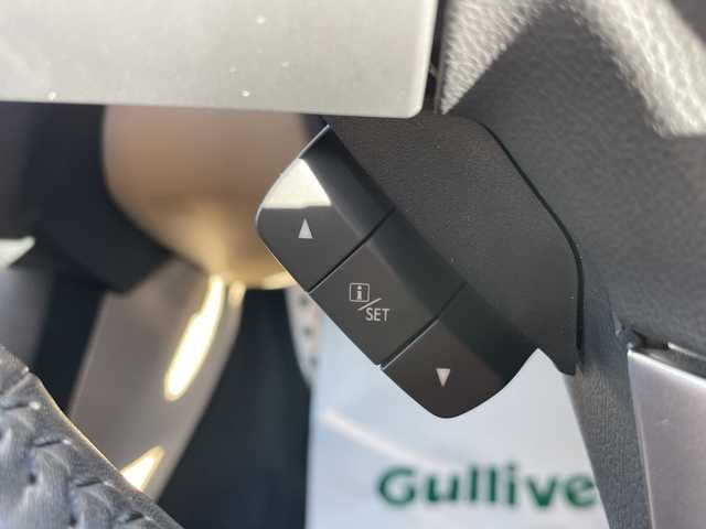 スバル アウトバック リミテッド 山形県 2017(平29)年 8.4万km ラピスブルーP アイサイトver3/・プリクラッシュブレーキ（自動ブレーキ）	/・レーンキープアシスト	/・全車速追従機能付クルーズコントロール	/・AT誤発進抑制制御/・後退時ブレーキアシスト	/・ツーリングアシスト/４WD/純正ナビ（CD/DVD/Bluetooth）/フルセグテレビ/電動パーキングブレーキ/ダウンヒルアシストコントロール/パワーシート（D＋N席）/全席シートヒーター/ハンドルヒーター/レザーシート/ビルトインETC/バックカメラ/電動リアゲート/エンジンスターター/スマートキー/スペアキー/プッシュスタート/フォグランプ