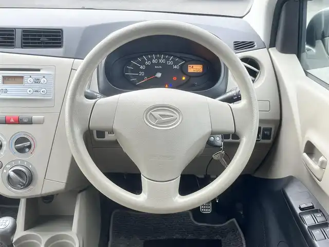 ダイハツ ミラ X スペシャル 島根県 2018(平30)年 1.5万km ブライトシルバーメタリック ワンオーナー /５速MT /純正フロアマット