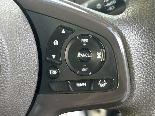 ホンダ Ｎ ＢＯＸ G ホンダセンシング 沖縄県 2019(平31)年 6.1万km モーニングミストブルーM 純正ナビ　/　（ＡＭ／ＦＭ／ＣＤ／ＤＶＤ／ＢＴ）　/フルセグＴＶ　/バックカメラ　/レーダークルーズコントロール　/衝突軽減　/オートハイビーム　　/ステアリングスイッチ　/スマートキー　/ＥＴＣ　/純正15インチAW/純正フロアマット