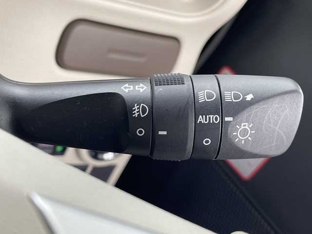 ダイハツ ムーヴ キャンバス G メイクアップ VS SAⅢ 鹿児島県 2021(令3)年 2.8万km パールホワイトⅢ/ナチュラルベージュマイカメタリック 2トーン スマートアシスト３/純正８型ナビ/フルセグＴＶ/ＢＴオーディオ/ＤＶＤ再生/全周囲カメラ/ドラレコ/シートヒーター/ＨＤＭＩ/アイドリングストップ/両側電動スライドドア/ＬＥＤヘッド/フォグランプ/純正フロアマット/ドアバイザー