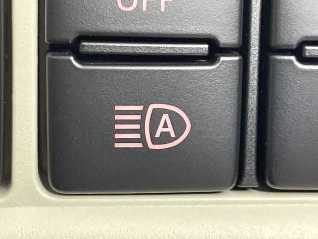 ダイハツ ムーヴ キャンバス G メイクアップ VS SAⅢ 鹿児島県 2021(令3)年 2.8万km パールホワイトⅢ/ナチュラルベージュマイカメタリック 2トーン スマートアシスト３/純正８型ナビ/フルセグＴＶ/ＢＴオーディオ/ＤＶＤ再生/全周囲カメラ/ドラレコ/シートヒーター/ＨＤＭＩ/アイドリングストップ/両側電動スライドドア/ＬＥＤヘッド/フォグランプ/純正フロアマット/ドアバイザー