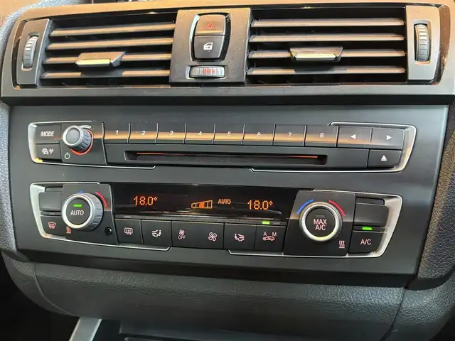 ＢＭＷ Ｍ２３５ｉ クーペ 宮城県 2014(平26)年 8.7万km エストリル・ブルー インテリジェントセーフティ/レーンディパーチャーウォーニング/iDriveナビゲーションシステム/バックカメラ/パークディスタンスコントロール/クルーズコントロール/D/Nパワーシート/ミラー一体型ETC/ドライブレコーダー/コンフォートアクセス/プッシュエンジンスタート/キセノンヘッドライト/オートライト/ステアリングスイッチ/アイドリングストップ/純正18インチAW/保証書・取扱説明書