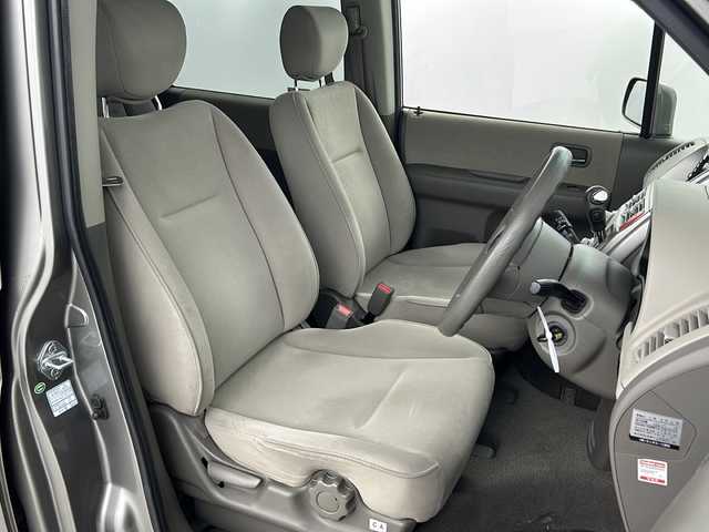 ホンダ モビリオ W 愛知県 2004(平16)年 2.2万km グレー 純正6型HDDナビ/（AM/FM/HDD）/バックカメラ/モデューロエアロ/（フロント・サイド・リア）/スペアキー１本/片側電動スライドドア/３列シート/純正フロアマット/純正14インチアルミホイール/リモコンキー/スペアタイヤ/電動格納ミラー