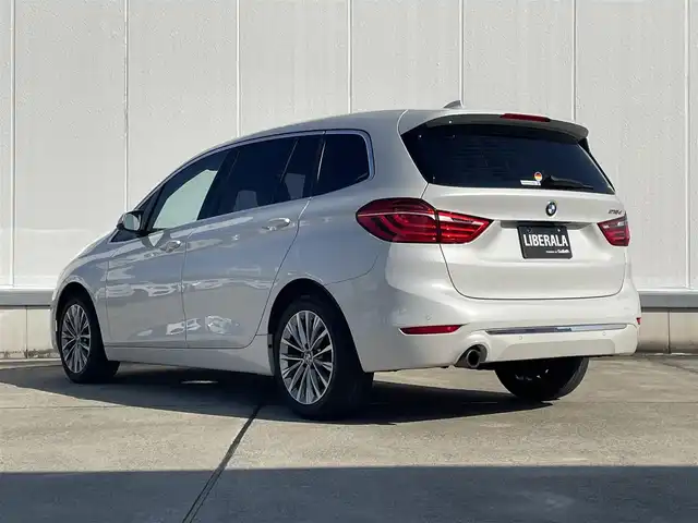 ＢＭＷ ２１８ｄ グランツアラー ラグジュアリー 東京都 2020(令2)年 4.3万km ミネラルホワイト アドバンスドアクティブセーフティ/ＡＣＣ/純正ＨＤＤナビ/Ｂカメ/ブルートウース/コンフォートパッケージ/ブラックレザーシート/パワーシート/シートヒーター/ヘッドアップディスプレイ/パワーリアゲート