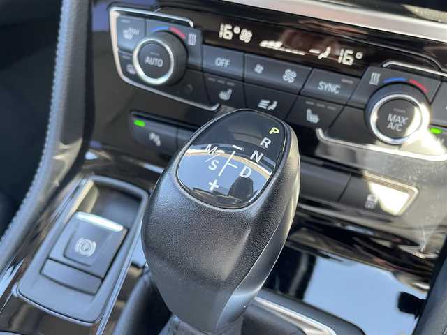 ＢＭＷ ２１８ｄ グランツアラー ラグジュアリー 東京都 2020(令2)年 4.3万km ミネラルホワイト アドバンスドアクティブセーフティ/ＡＣＣ/純正ＨＤＤナビ/Ｂカメ/ブルートウース/コンフォートパッケージ/ブラックレザーシート/パワーシート/シートヒーター/ヘッドアップディスプレイ/パワーリアゲート