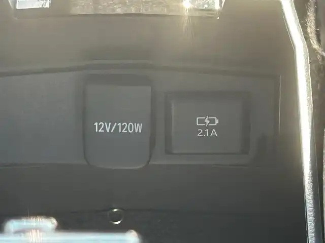 トヨタ カローラ スポーツ ハイブリッドG Z 静岡県 2019(令1)年 3.4万km ブラッキッシュアゲハガラスフレーク エンジンスタートボタン/パワーステアリング/パワーウィンドウ/アイドリングストップ/スマートキー/オートエアコン/クルーズコントロール/USB入力端子/ETC/純正ナビ/純正ドライブレコーダー/純正フロアマット/純正アルミホイール/ABS/横滑り防止装置/コーナーセンサー前後/レーンキープアシスト/盗難防止装置/オートライト/オートマチックハイビーム/LEDヘッドライト/W+サイドエアバック/カーテンエアバック/衝突軽減システム