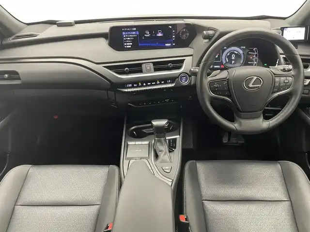 レクサス ＵＸ 250h バージョンL 愛知県 2021(令3)年 2.9万km グラファイトブラックガラスフレーク 純正１０．３型ナビ　フルセグＴＶ　ムーンルーフ　ＡＤＶＩＣＳキャリパー　全方位カメラ　ベンチレーション　レーダー探知機　ＢＳＭ　追従クルコン　前後ドラレコ　パワーバックドア　黒革　衝突被害軽減　禁煙車