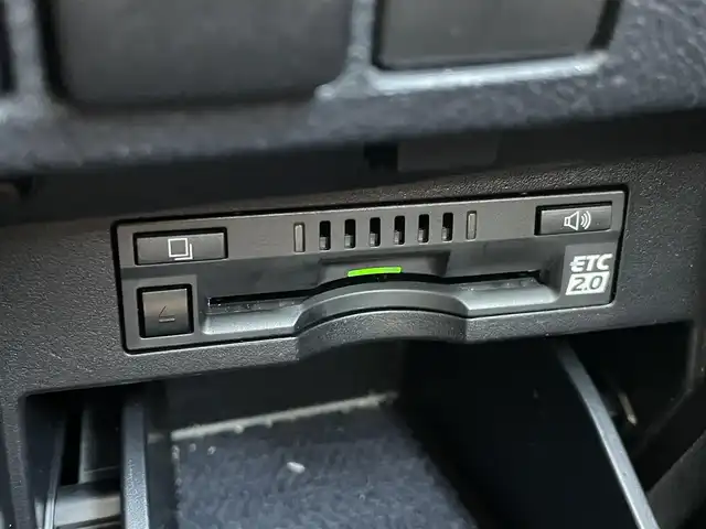 トヨタ アルファード S Cパッケージ 千葉県 2023(令5)年 3.8万km ホワイトパールクリスタルシャイン トヨタセーフティセンス/・衝突軽減ブレーキ/レーンキープアシスト/・レーダークルーズコントロール/オートハイビーム/・クリアランスソナー/ブラインドスポットモニター/サンルーフ/純正ディスプレイナビ/・フルセグ/BT/DVD/CD/USB/カープレイ/バックカメラ/ステアリングスイッチ/ETC2.0/両側パワースライドドア/パワーバックドア/レザーシート/シートヒーター(D/N席)/エアシート(D/N席)/ステアリングヒーター/LEDヘッドライト/オートライト/フォグライト/スマートキー/プッシュスタート/純正フロアマット