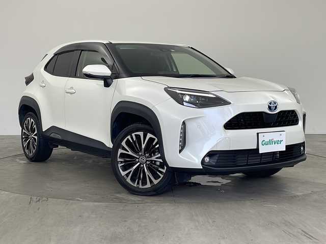 トヨタ ヤリスクロス ハイブリッド Z 兵庫県 2020(令2)年 3.8万km ホワイトパールクリスタルシャイン ・純正8型ディスプレイオーディオ&TV&BT&USB&Miracast/・バックカメラ/・Toyota Safety Sens/・プリクラッシュセーフティ（歩行者［昼夜］・自転車運転者［昼］検知機能付衝突回避支援タイプ/ミリ波レーダー＋単眼カメラ方式）/・レーントレーシングアシスト/・レーダークルーズコントロール/・アダプティブハイビームシステム/・オートマチックハイビーム/・ロードサインアシスト/・先行車発進告知機能/・セカンダリーコリジョンブレーキ/・インテリジェントクリアランスソナー/・本革巻きステアリング/・ステアリングスイッチ/・スマートキー/・プッシュスタート/・ビルトインETC/・運転席パワーシート/・前席シートヒーター/・フルLEDヘッドランプ/・オートライト/・フロアマット/・パワーバックドア/・電動パーキングブレーキ/・オートホールド/・純正18インチアルミホイール/・横滑り防止装置