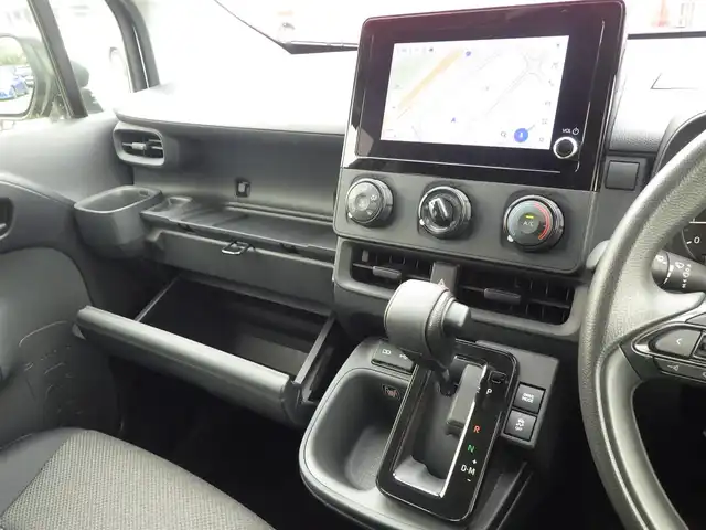 トヨタ シエンタ X 千葉県 2023(令5)年 2.7万km ホワイトパールクリスタルシャイン Toyota Safety Sense/・プリクラッシュセーフティ/・レーンディパーチャーアラート/・オートハイビーム/・レーダークルーズコントロール/両側パワースライドドア/純正コネクティッドナビ/【Bluetooth接続】/バックカメラ/ドライブレコーダー（NX-DR W2）/ステアリングスイッチ/ETC/LEDヘッドライト/クリアランスソナー/サイド/カーテンエアバッグ/スマートキー