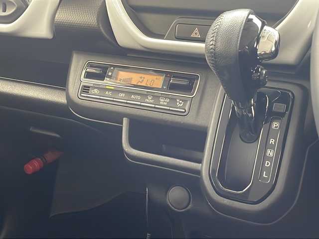 スズキ ハスラー HYBRID X 沖縄県 2021(令3)年 3.3万km シフォンアイボリーM 社外メモリナビ（MDV-D7088TW)/　CD/DVD/SD/USB/BT/フルセグ/バックカメラ/前後ドライブレコーダー/デュアルセンサーブレーキサポート/レーンキープアシスト/コーナーセンサー/オートマチックハイビーム/アイドリングストップ/シートカバー/前席シートヒーター/オートライト/LEDヘッドライト/純正15インチAW/純正フロアマット/サイド・リヤデカール/プッシュスタート/スマートキ―/取扱説明書