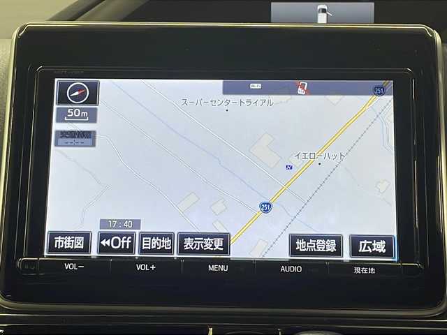 トヨタ ヴォクシー ZS 煌 長崎県 2018(平30)年 8.9万km ホワイトパールクリスタルシャイン 純正９インチメモリナビ/（フルセグ/CD/DVD/SD/Bluetooth）/バックカメラ/衝突軽減ブレーキ/レーンアシスト/クルーズコントロール/両側パワースライドドア/ドライブレコーダー前後/ETC/純正LEDヘッドライト/オートライト/オートマチックハイビーム/社外18インチアルミホイール/純正フロアマット/純正ドアバイザー/USB端子　2口/電動格納ミラー/保証書/取扱説明書