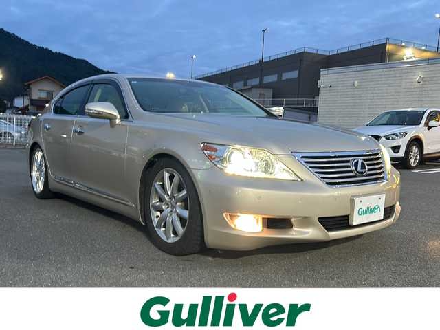 レクサス ＬＳ 460 バージョンC Iパッケージ 山梨県 2009(平21)年 10.8万km スリークエクリュメタリック 純正ナビ/TV/CD/DVD/バックカメラ/ETC/前席パワーシート/全席シートヒーター/前席シートクーラー/ステアリングヒーター/純正フロアマット/コーナーセンサー前後/レザーシート/ドライブレコーダ/スマートキー/カードキー