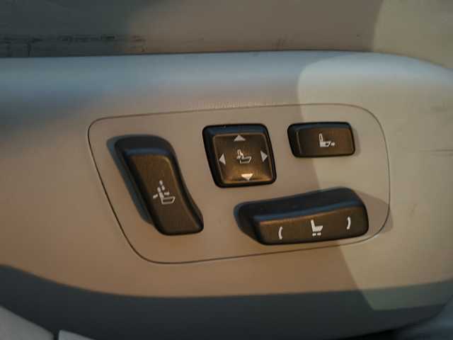 レクサス ＬＳ 460 バージョンC Iパッケージ 山梨県 2009(平21)年 10.8万km スリークエクリュメタリック 純正ナビ/TV/CD/DVD/バックカメラ/ETC/前席パワーシート/全席シートヒーター/前席シートクーラー/ステアリングヒーター/純正フロアマット/コーナーセンサー前後/レザーシート/ドライブレコーダ/スマートキー/カードキー