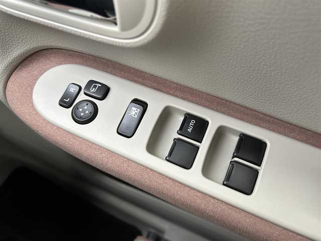 スズキ ラパン X 岡山県 2023(令5)年 1.5万km アーバンブラウンパールメタリック 登録時走行距離81211km/ワンオーナー/純正ディスプレイオーディオ(AM/FM/Bluetooth)/バックカメラ/ドライブレコーダー/ETC/レーダーブレーキサポート/車線逸脱警報機能/コーナーセンサー/横滑り防止装置/アイドリングストップ/D/N席シートヒーター/オートライト/USB入力端子/社外フロアマット/14インチ純正AW/電動格納ミラー/プッシュスタート/スマートキー×2