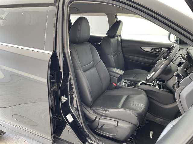 日産 エクストレイル 20Xi 愛知県 2019(令1)年 4.4万km ダイヤモンドブラック プロパイロット/純正9型ナビ/全方位カメラ/レーダークルーズコントロール/シートヒーター/電動リアゲート/コーナーセンサー/純正アルミホイール/ルーフレール/LEDヘッドライト/インテリジェントミラー/レーンキープアシスト/ドライブレコーダー/衝突軽減システム/フルセグ/CD DVD/Bluetooth/ステアリングスイッチ/スマートキー/プッシュスタート