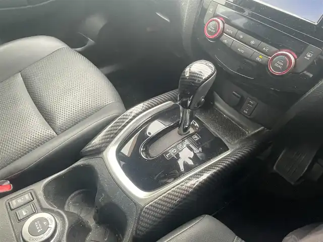 日産 エクストレイル 20X ブラックエクストリーマーX エマB 栃木県 2015(平27)年 9万km ダイヤモンドブラック (株)IDOMが運営する【じしゃロン宇都宮店】の自社ローン専用車両になります。こちらは現金またはオートローンご利用時の価格です。自社ローンご希望の方は別途その旨お申付け下さい/純正ナビ/アラウンドビューモニター/フルセグ/ＥＴＣ/Ｂｌｕｅｔｏｏｔｈ/ＬＥＤヘッドライト/オートライト/フォグライト/ルーフレール/純正アルミホイール/スマートキー/クルーズコントロール