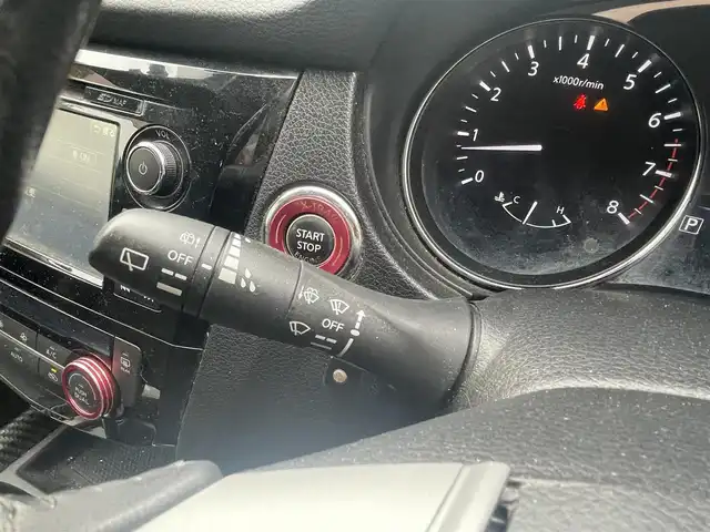 日産 エクストレイル 20X ブラックエクストリーマーX エマB 栃木県 2015(平27)年 9万km ダイヤモンドブラック (株)IDOMが運営する【じしゃロン宇都宮店】の自社ローン専用車両になります。こちらは現金またはオートローンご利用時の価格です。自社ローンご希望の方は別途その旨お申付け下さい/純正ナビ/アラウンドビューモニター/フルセグ/ＥＴＣ/Ｂｌｕｅｔｏｏｔｈ/ＬＥＤヘッドライト/オートライト/フォグライト/ルーフレール/純正アルミホイール/スマートキー/クルーズコントロール