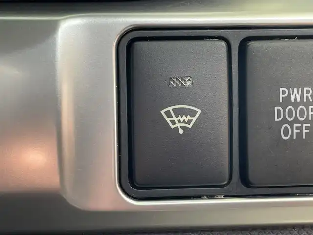 トヨタ エスティマ ハイブリッド アエラス プレミアム G 岩手県 2016(平28)年 11.9万km スパークリングブラックパールクリスタルシャイン ４WD/両側パワースライドドア/リアエアコン/電動格納サードシート/D席パワーシート/プリクラッシュセーフティ/レーンアシスト/クルーズコントロール/バックカメラ/横滑り防止装置/先行車発進告知機能/アイドリングストップ/オートハイビーム/オートライト/パワーバックドア/純正ナビ/純正LEDヘッドライト/シートヒーター/オットマン/ドライブレコーダー/ETC/社外１７インチアルミホイール/AC100V電源