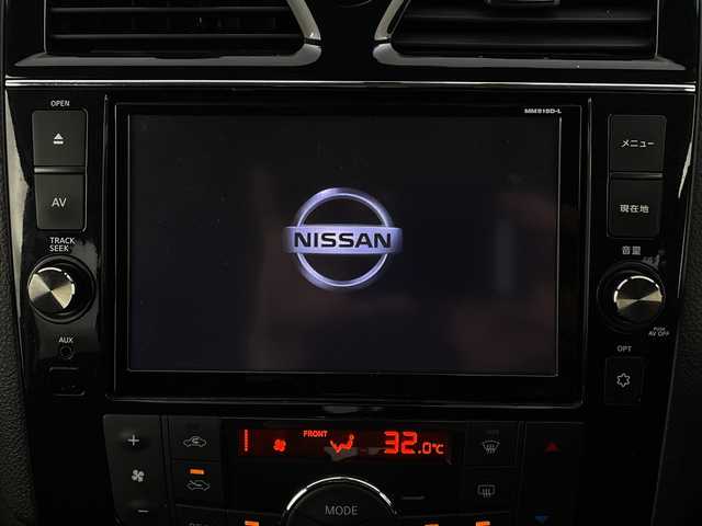 日産 セレナ HWS S HV Vセレ +Sefty 新潟県 2016(平28)年 4.8万km インペリアルアンバーP エマージェンシーブレーキ/フリップダウンモニター/純正ナビ/　CD/DVD/Bluetooth/フルセグTV/アラウンドビューモニター/両側パワースライドドア/クルーズコントロール/オートライト/純正16インチアルミホイール/電格ミラー/ウィンカーミラー/スマートキー/ビルトインETC