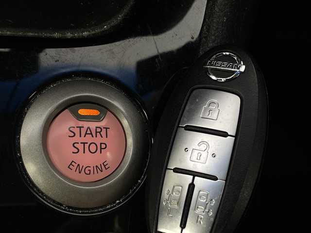 日産 セレナ HWS S HV Vセレ +Sefty 新潟県 2016(平28)年 4.8万km インペリアルアンバーP エマージェンシーブレーキ/フリップダウンモニター/純正ナビ/　CD/DVD/Bluetooth/フルセグTV/アラウンドビューモニター/両側パワースライドドア/クルーズコントロール/オートライト/純正16インチアルミホイール/電格ミラー/ウィンカーミラー/スマートキー/ビルトインETC